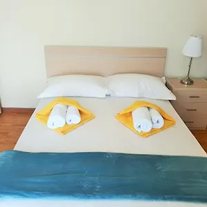 https://16-sandy-beach.larnacahotels.org