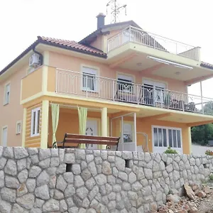 https://apartment-gebic-ivan.primorje-gorskikotar.com